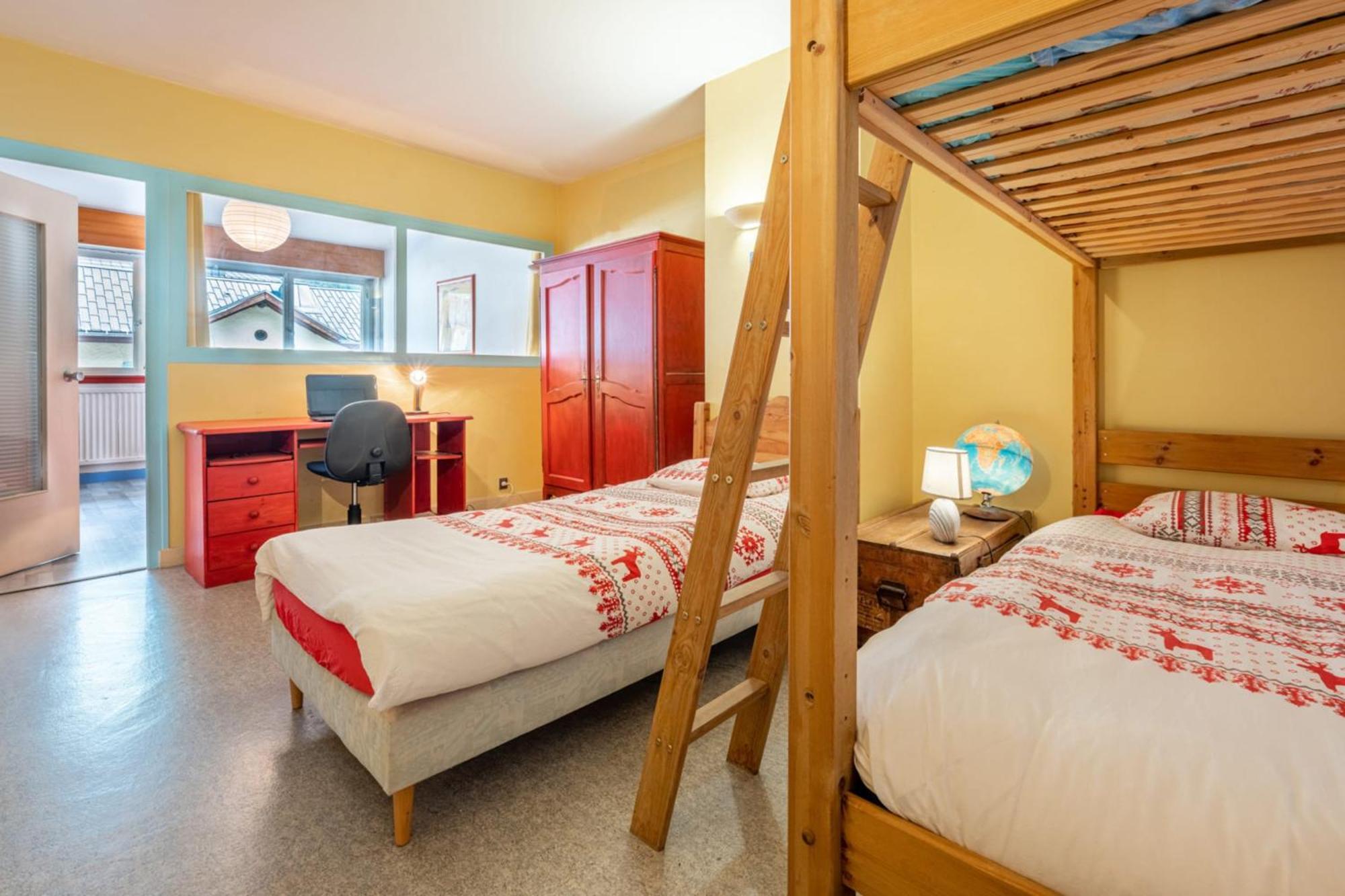 Apartment In The Center Of With Views Of Mont Blanc Chamonix